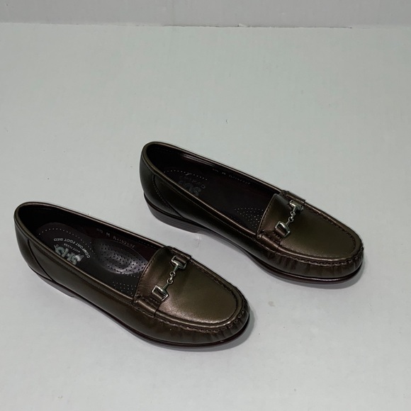 SAS TripAdvisor Comfort Foot Bed Women’s Bronze Size 5.5 Loafers - Picture 1 of 9